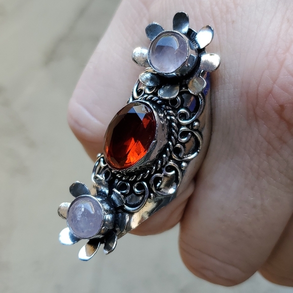 New Mozambique Garnet and Rose Quartz 925 Silver Flowers Statement Ring. - Picture 3 of 11